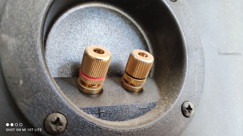 Тонколони Heco Comperior