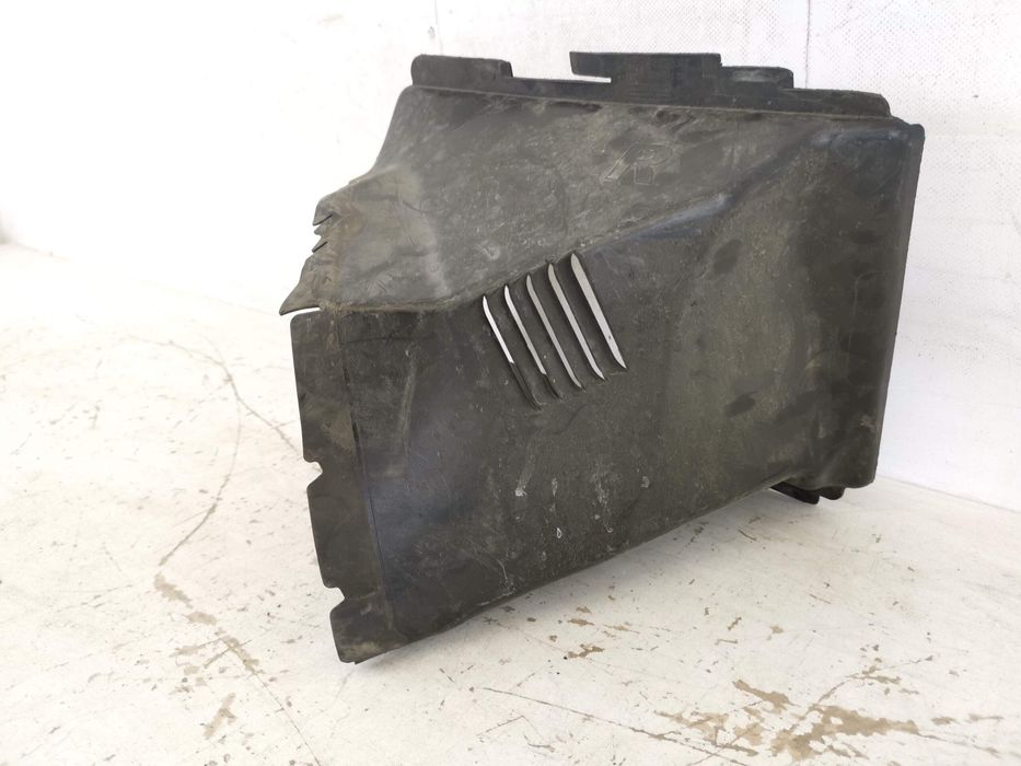 Ауди РС 7 / Audi RS 7 [ - ] Оригинален въздушен дефлектор в добро съст