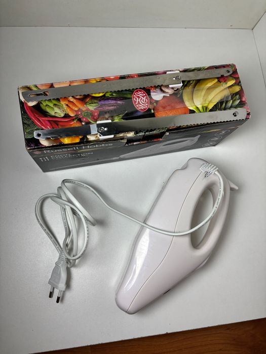 Russell Hobbs Cuțit electric 120W Alb