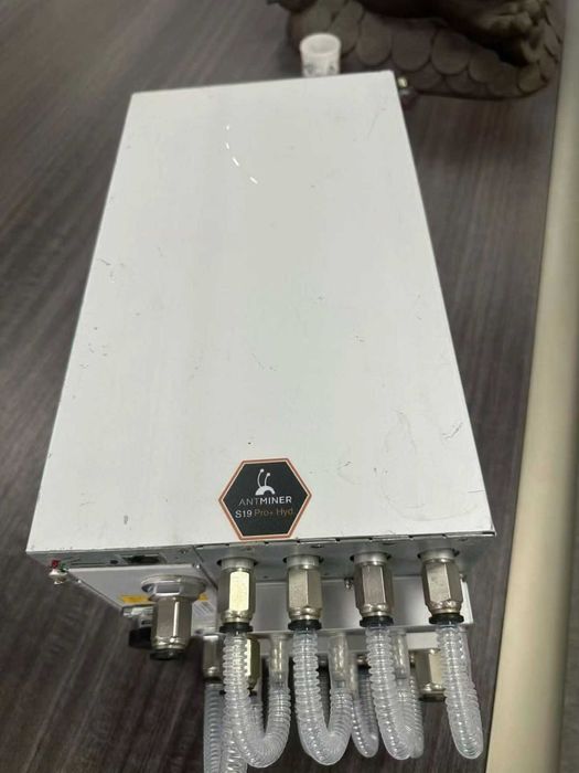 Bitmain Antminer S19 Pro+ Hydro 198Th/s