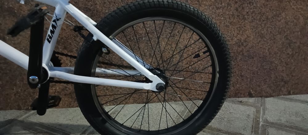 Продам Bmx Axis Hopper 20 дюйм срочно!!!