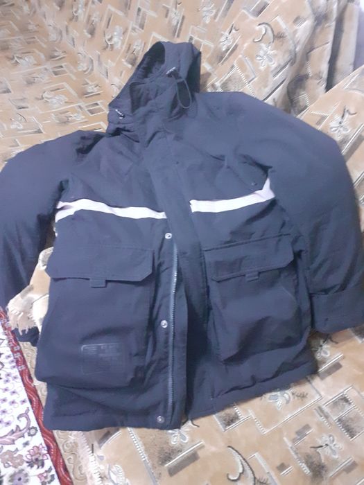 Киімдер сатылады