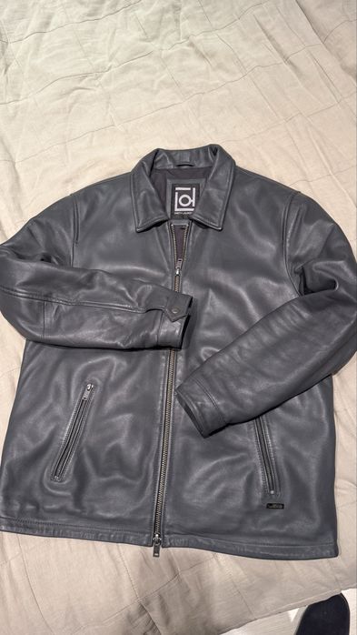 Тъмно сиво зимно кожено яке.370 лв.XL р-р.