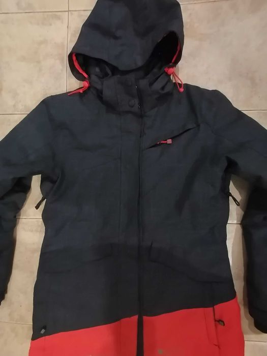 Mountain Warehouse яке за ски