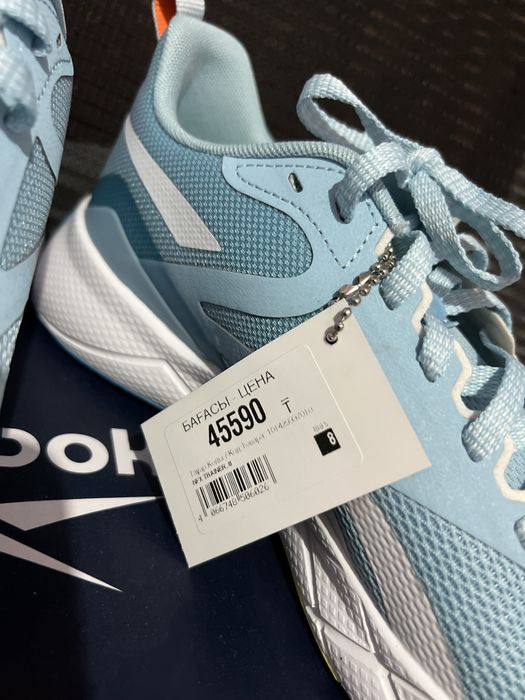 Продам кроссовки Reebok