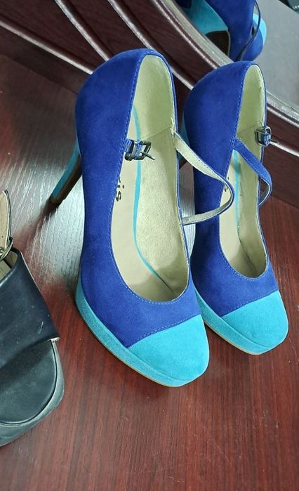 Продаётся женская обувь в отличном состоянии