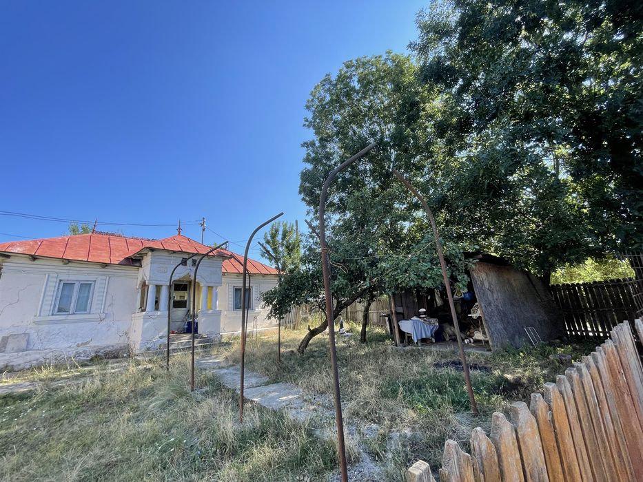 Vand casa + teren comuna Rociu, sat Gliganu de Sus, Arges