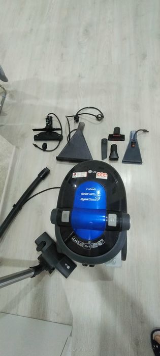 Продам пылесос LG