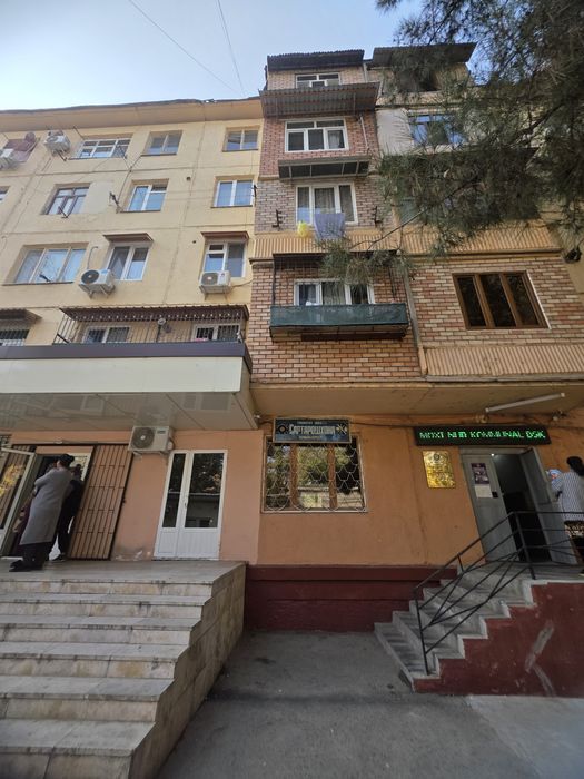 Chilonzor kvartira 19kvartil no turar  joy 5 etaj 1 etaj. 50.000$