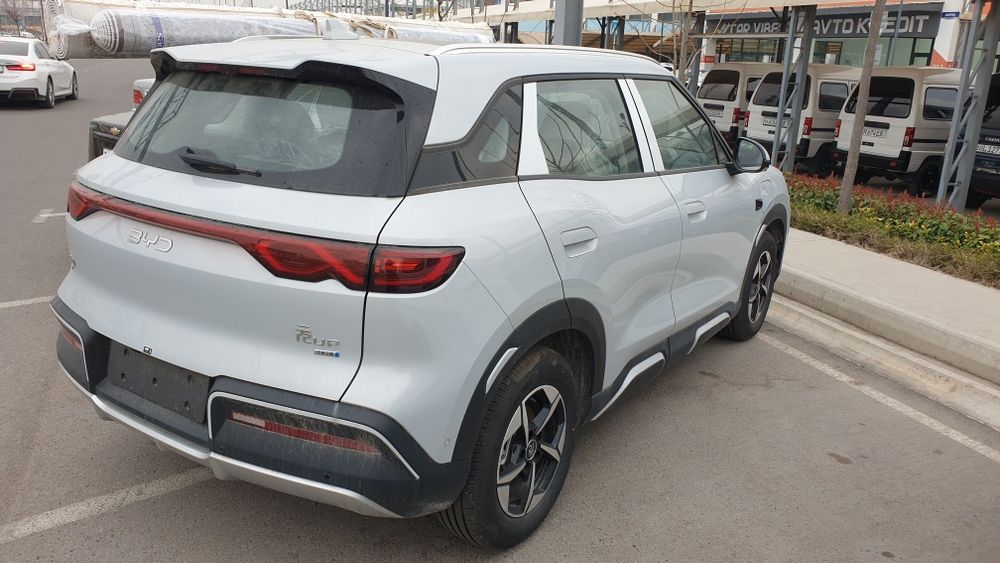 Нотариусга таёр Byd Yuan Up Smart Drive 401km. 4позиция Full Ресталинг