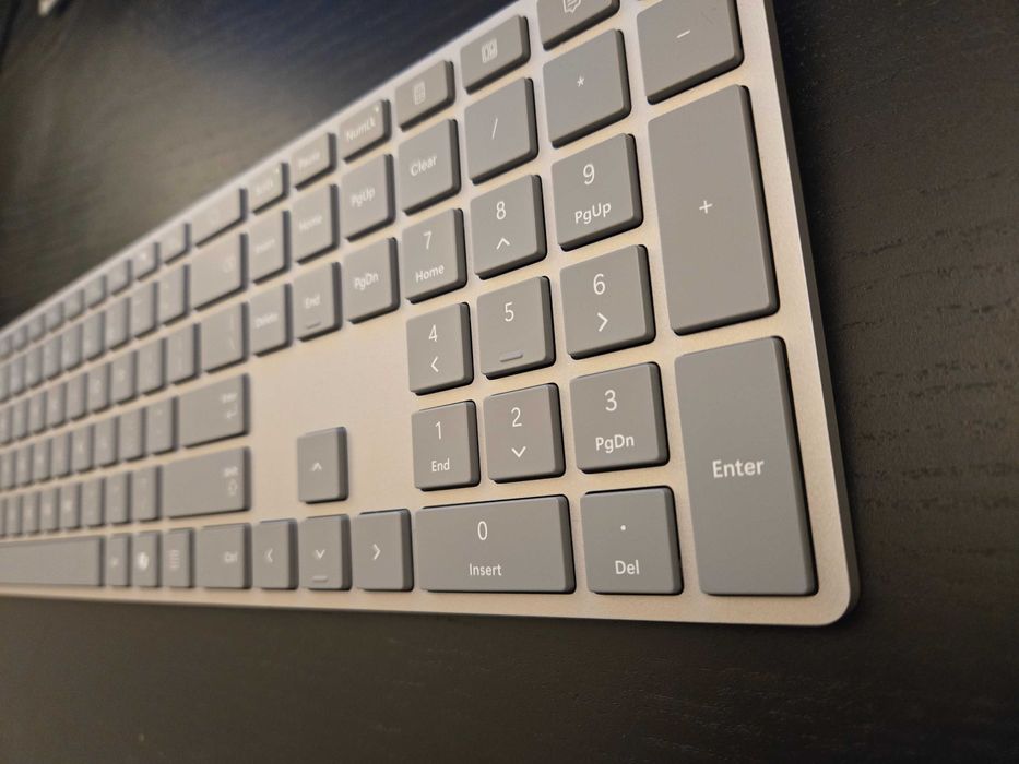 Нова клавиатура Microsoft Surface
