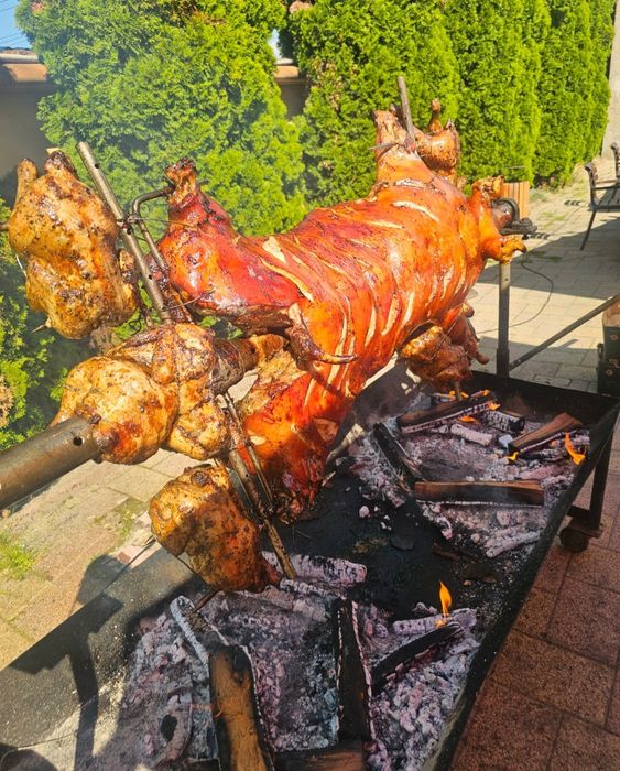 Rotisor pentru evenimente