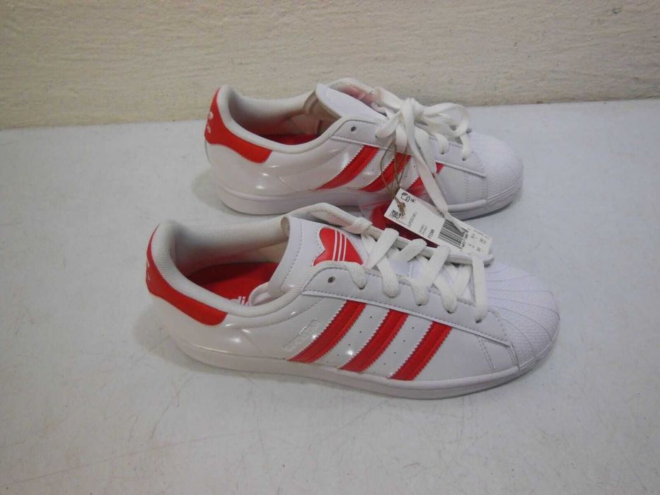 Дамски обувки  ADIDAS SUPERSTAR HEART размер EU38