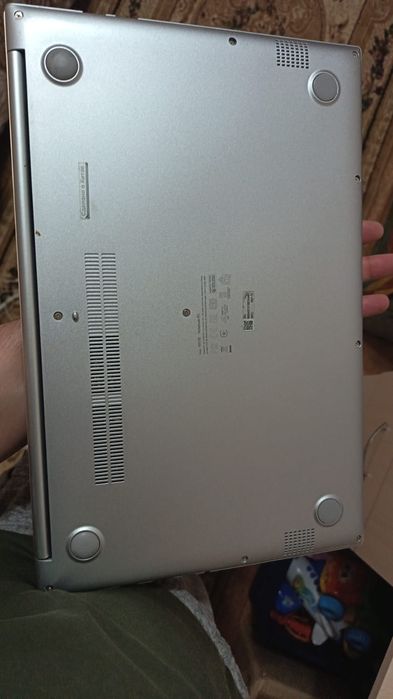 Продам Ноутбук Asus Vivobook