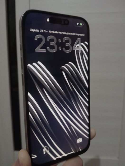 iPhone 15 pro 256 gb