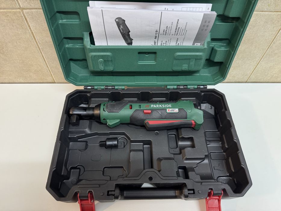 Cheie cu clichet Parkside 12 V