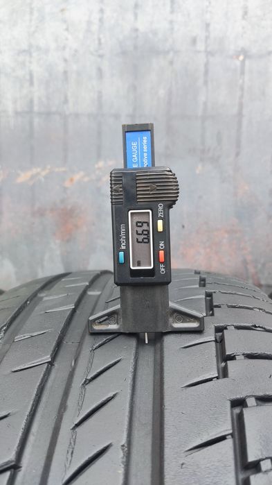 4бр летни гуми 235/60/17 Continental Premium Contact 6
dot23