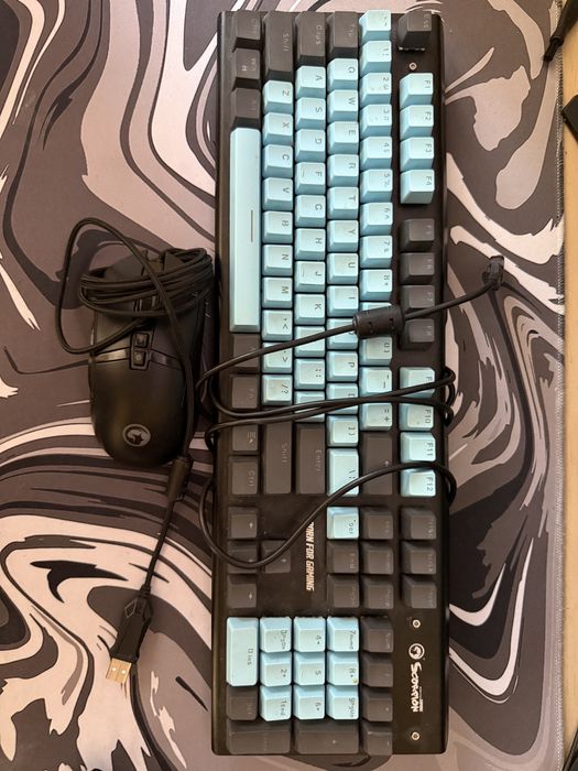 Геймърска RGB клавиатура и RGB мишка на Scorpion и резервни клававиши