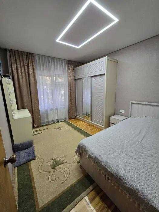 Продается 3-х ком. квартира. Юнус-абад 19кв-л
