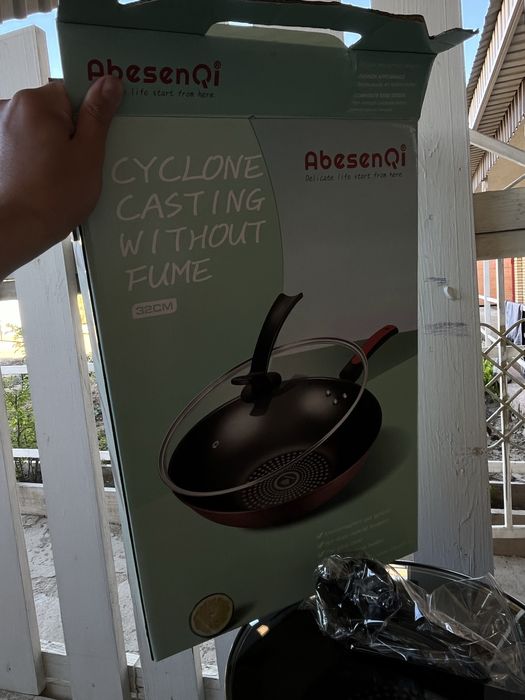 Антипригарная сковорода