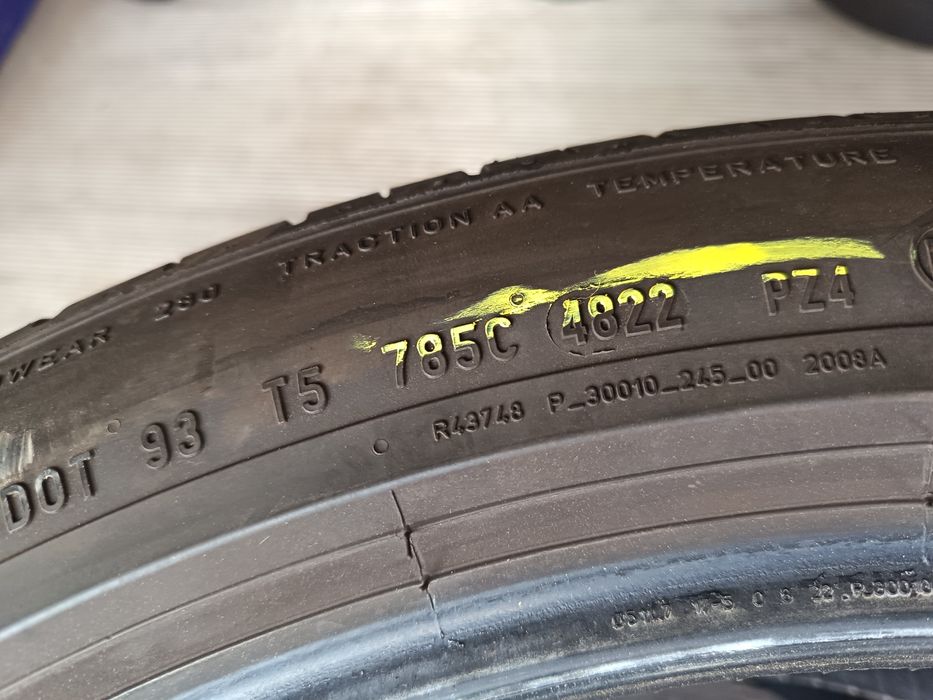 Anvelope vara 275 40 20 pirreli runflat 2022 5.2mm