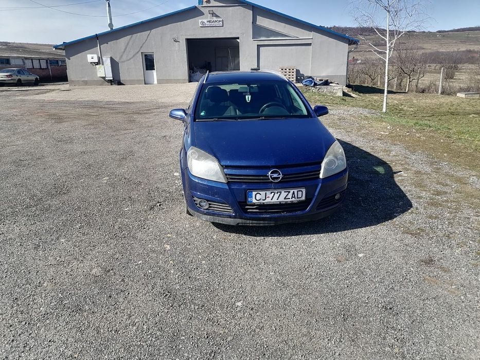 Vând Opel  Astra h