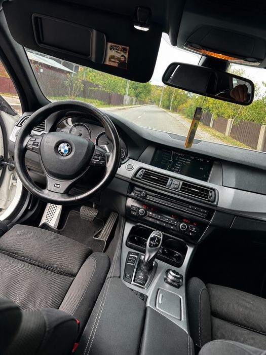 BMW F10-2011-Alb