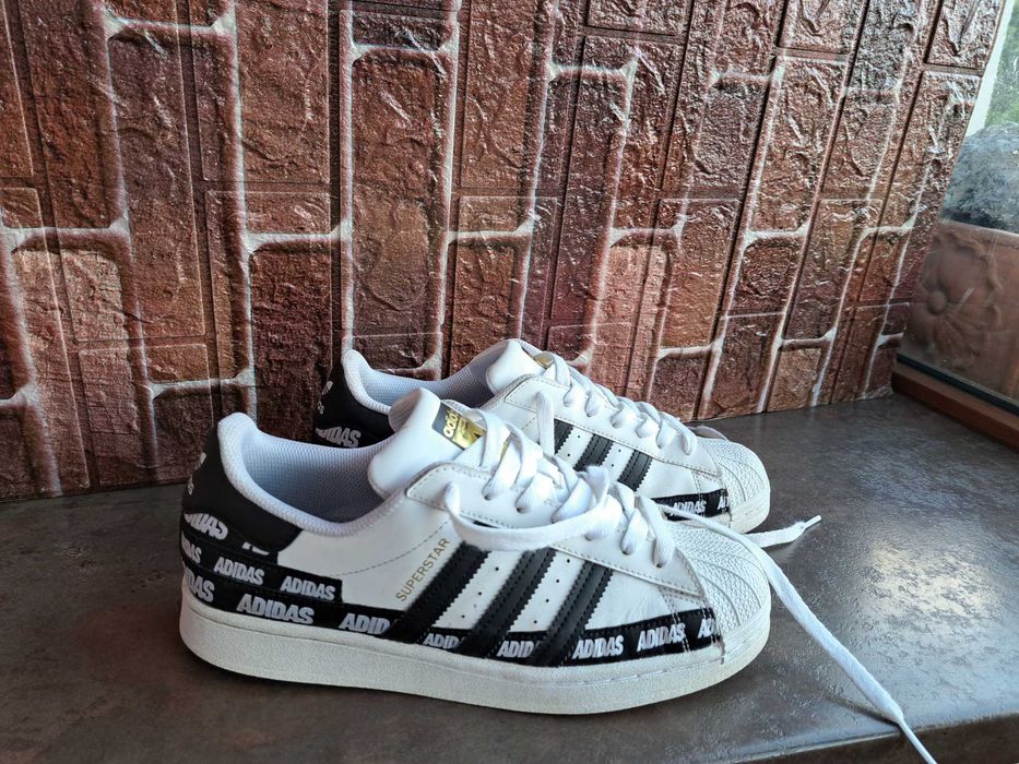 мъжки кецове,спортни обувки,маратонки,Adidas,номер42,5