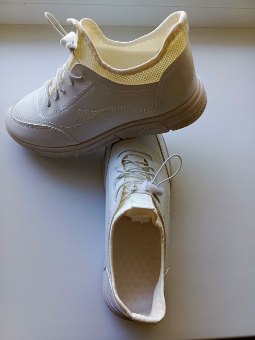 Продам женскую обувь