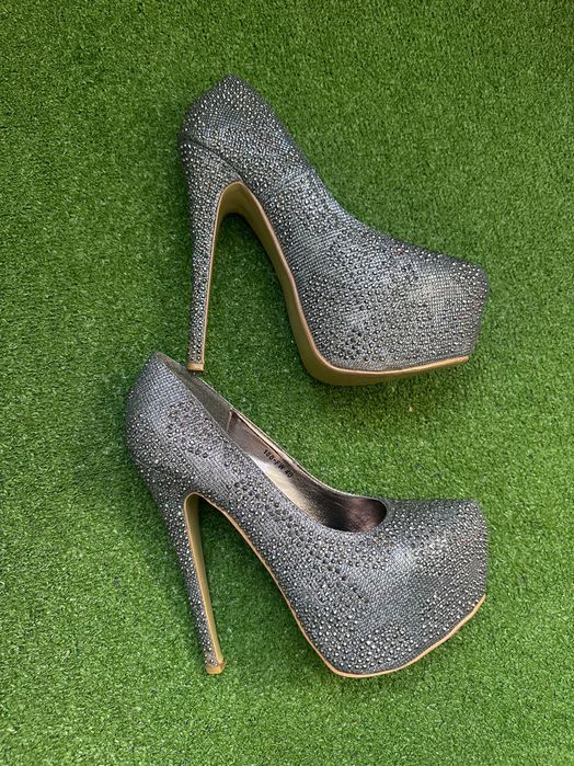 Обувки за официален повод или бал