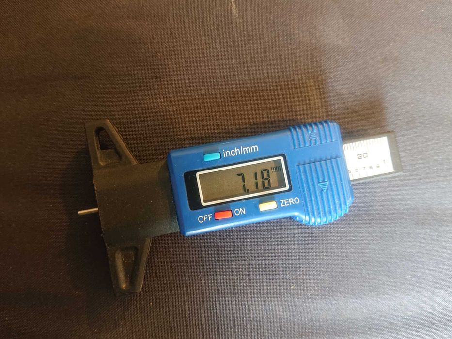 Anvelope M+S Roadstone NFera RU5 265 50 R20 Q8 QX70 L200 20