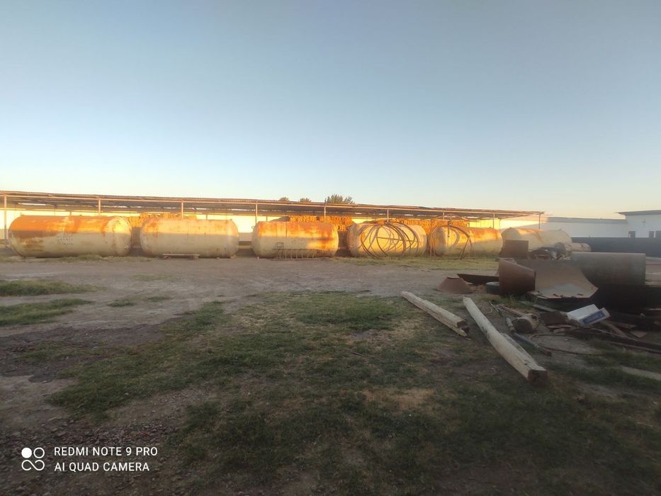 Emal bochkalar sotiladi 25M/3