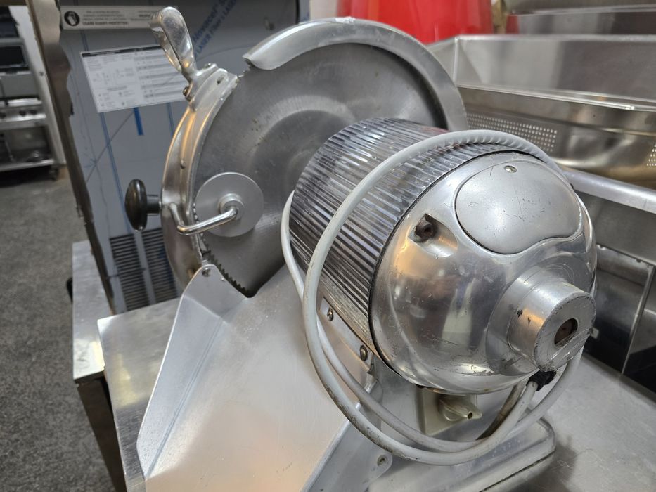 Цирколяр за кости 2200лв