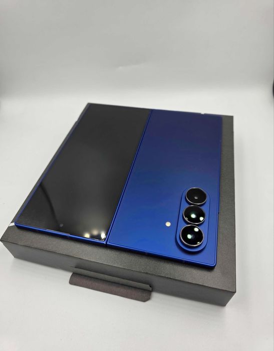 Samsung Z Fold 6 ca NOU cu Garantie