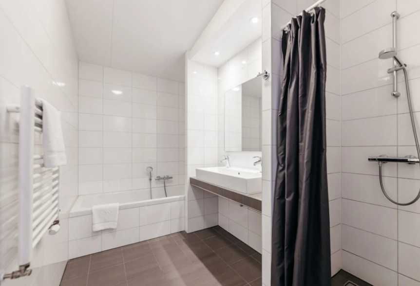 Дава се под наем Многостаен апартамент в Пловдив, Център - 110 кв.м за 357 € - Снимка #2