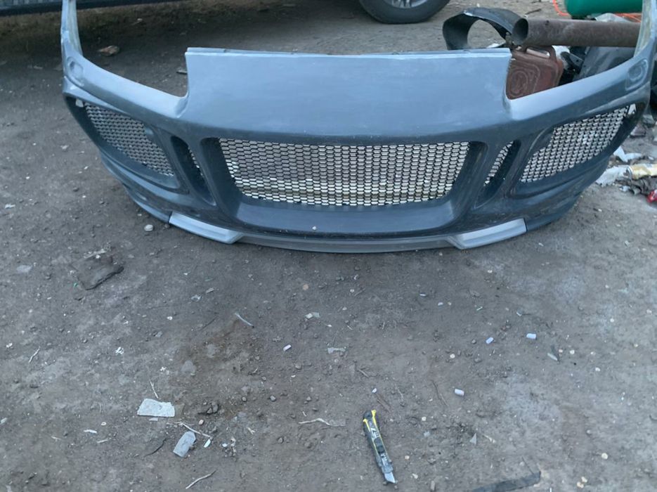 Продам бампер на Порш Кайенн 957