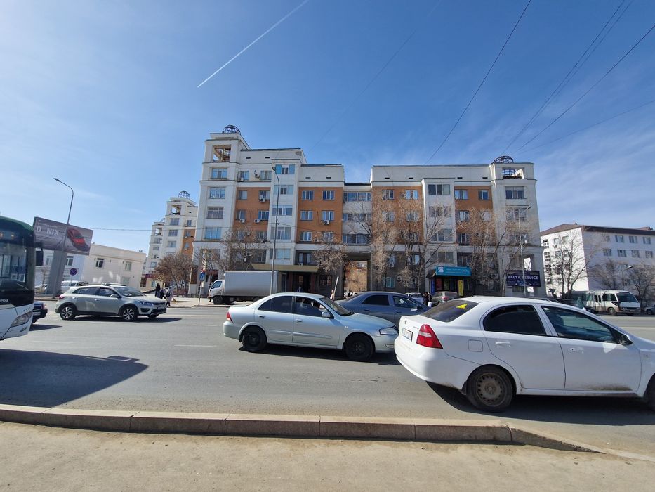 Квартира часы,ночь,сутки.