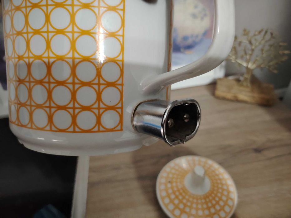 Винтидж порцеланов чайник