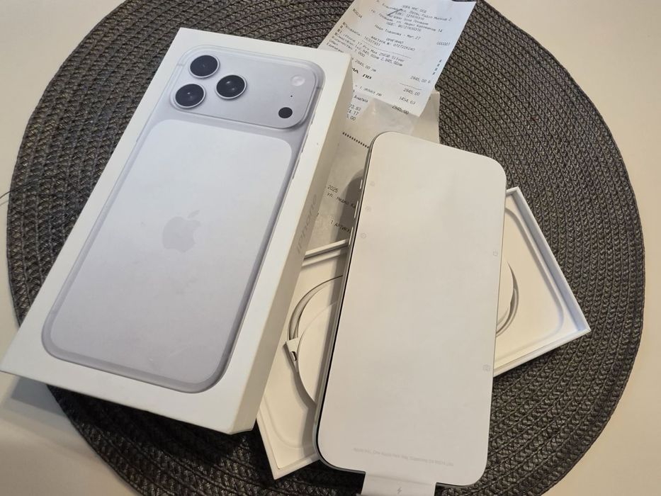 Iphone 17 pro max 256GB като НОВ