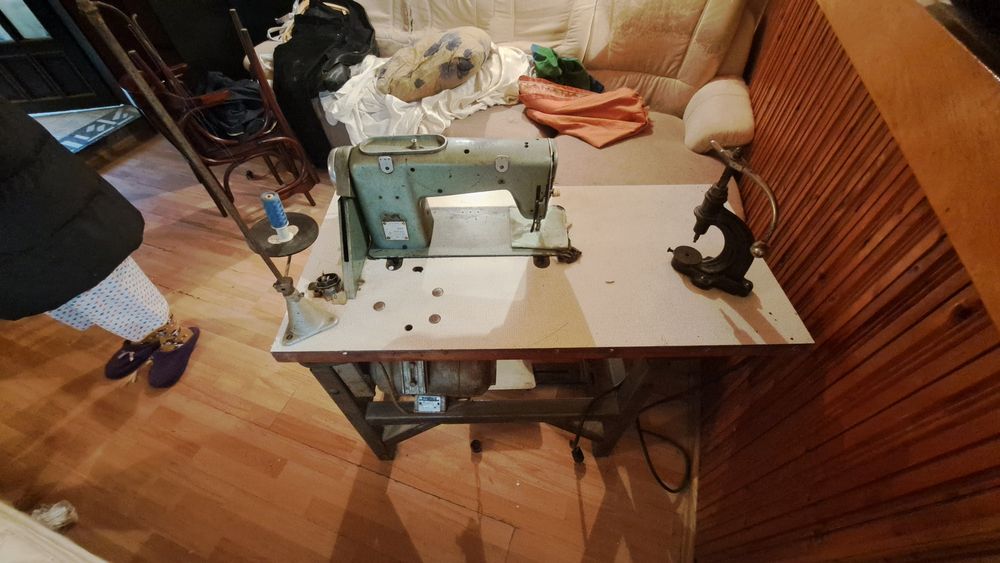 Шевна машина (професионална)