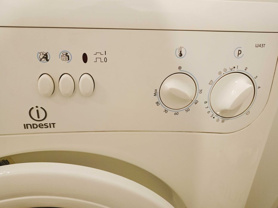 Пералня Indesit / Индезит, модел W43T, 5 кг