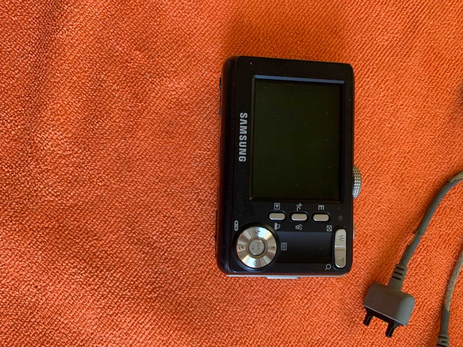 фотоапарат цифров