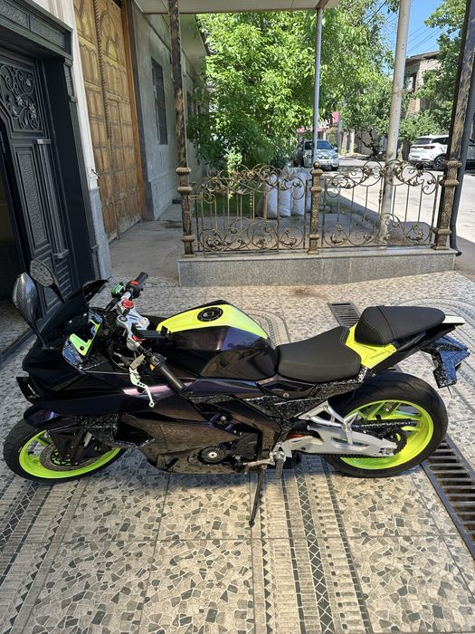 motosikl 400cc.
