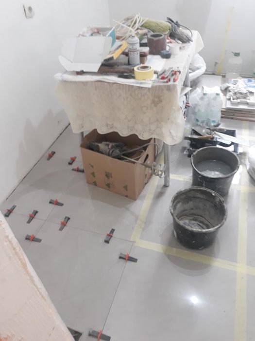 Renovări complete | Gresie, faianță, glet | Izolații profesionale

Descriere: