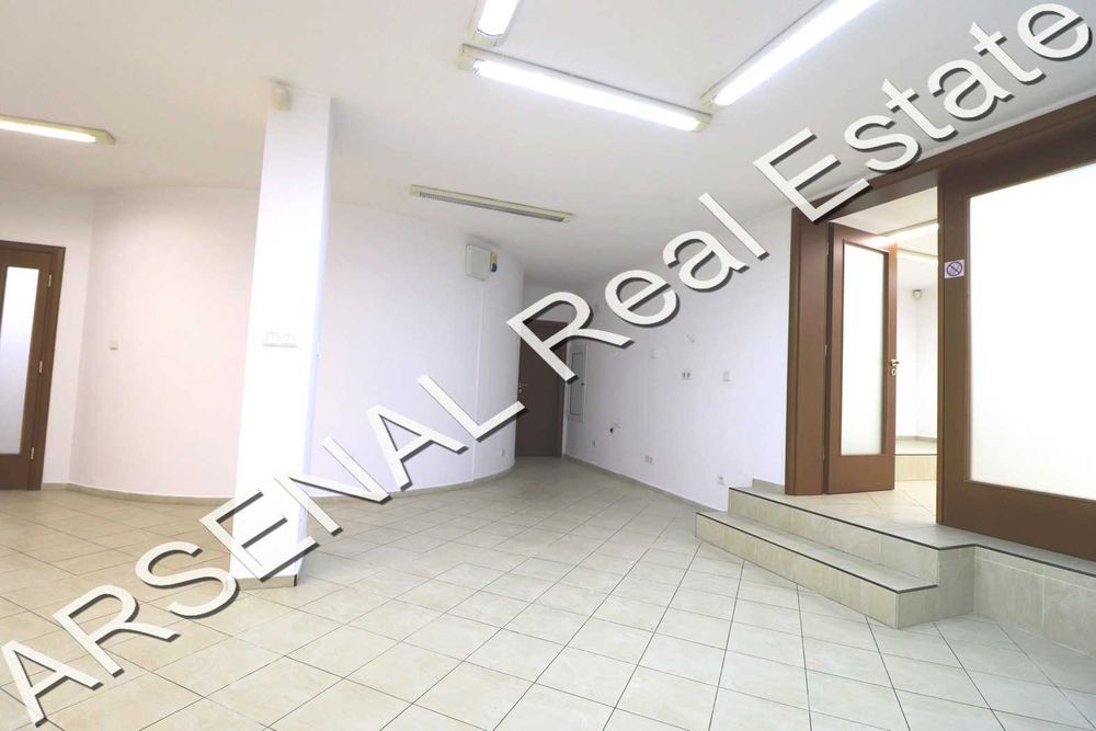 Дава се под наем Офис в София, Борово - 120 кв.м за 747.66 € - Снимка #1