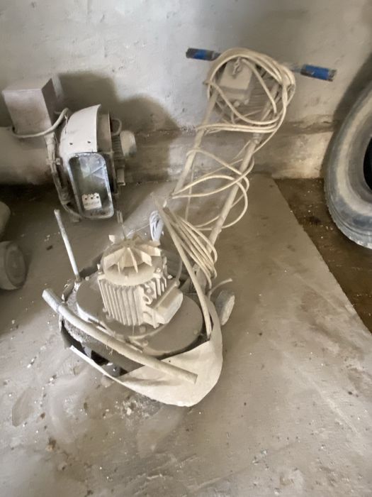 Шлифовочная машинка