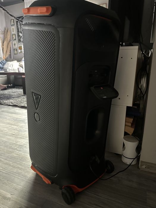 JBL Patybox 710 с гаранция