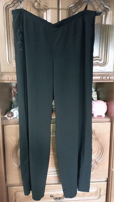 pantaloni de dama 46