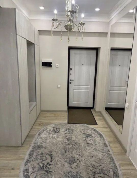 Яккасарайский р-он квартира Евроремонтом комнат:2 этаж:2 площадь:67м²