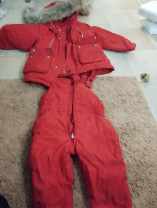 Веши Б/У . На девочку